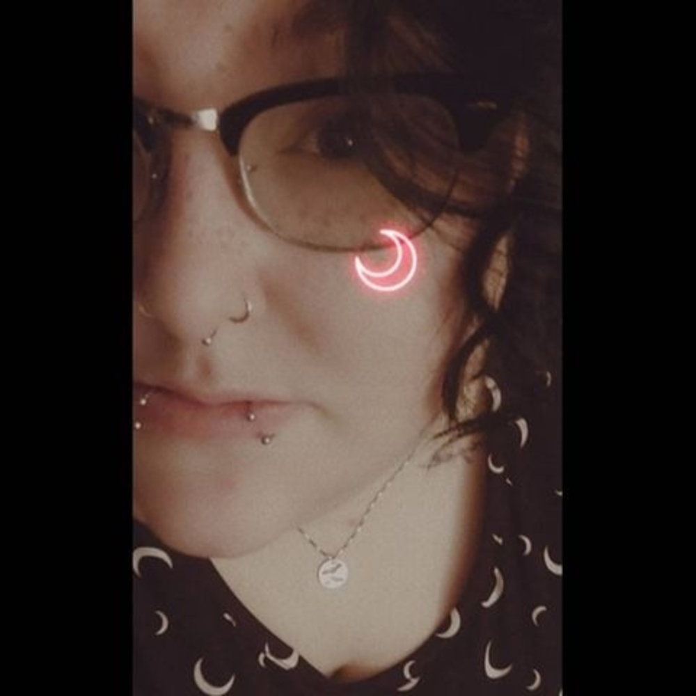 Meet your Posher, Beka